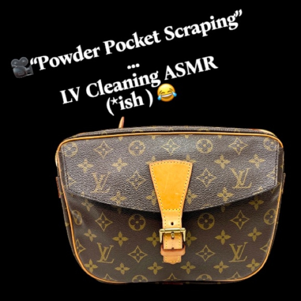 🔊Video Clip of Vintage Jeune Fille Powder Pocket 🤍